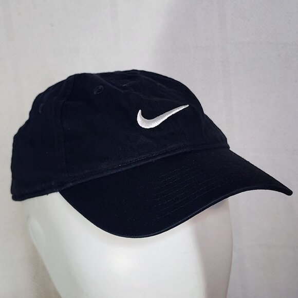 Nike Black with White Swoosh Youth Adjustable Just Do It Baseball Cap Size 4-7 - Picture 1 of 16